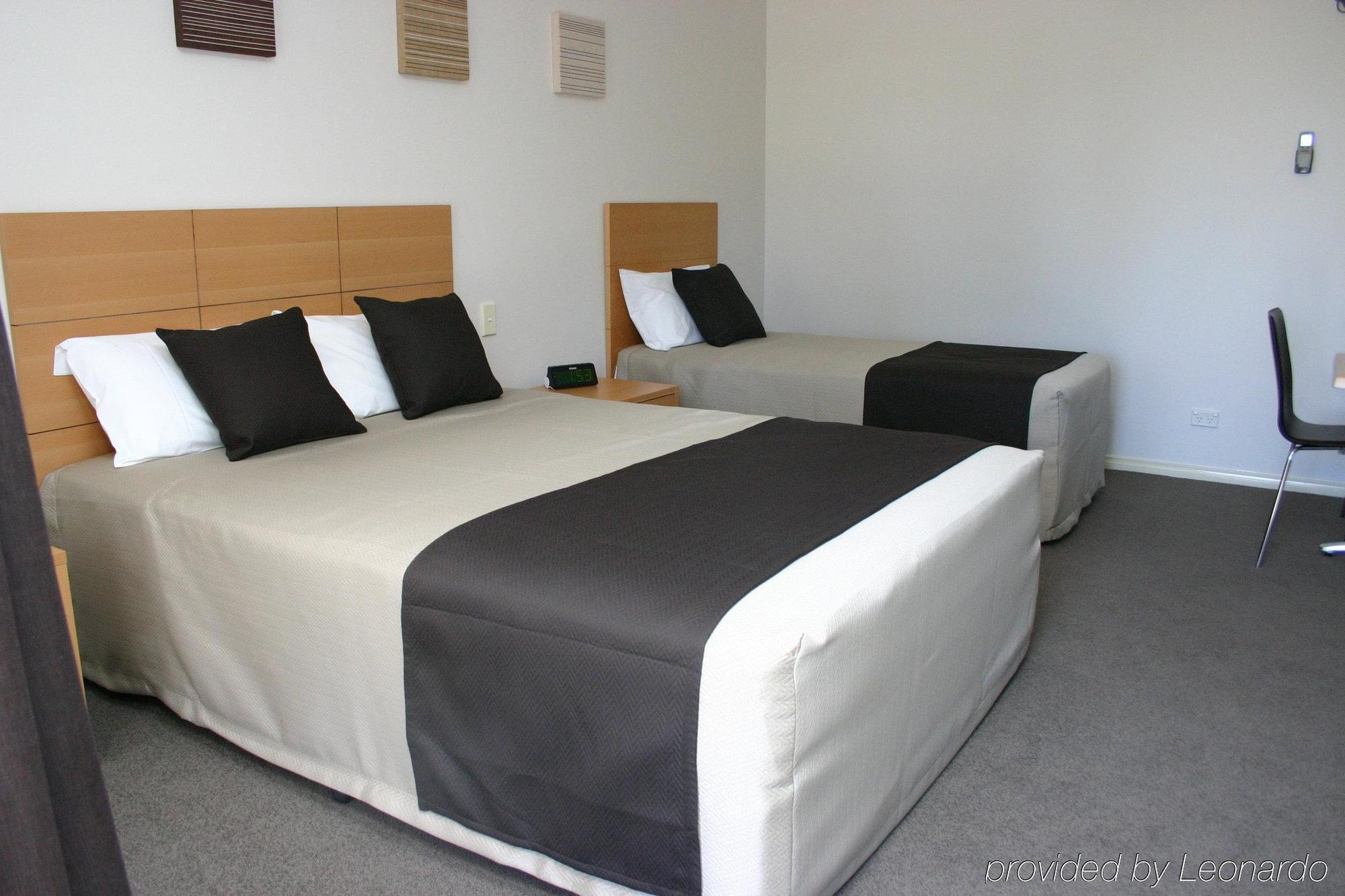 Golden Reef Motor Inn Бендіго Номер фото